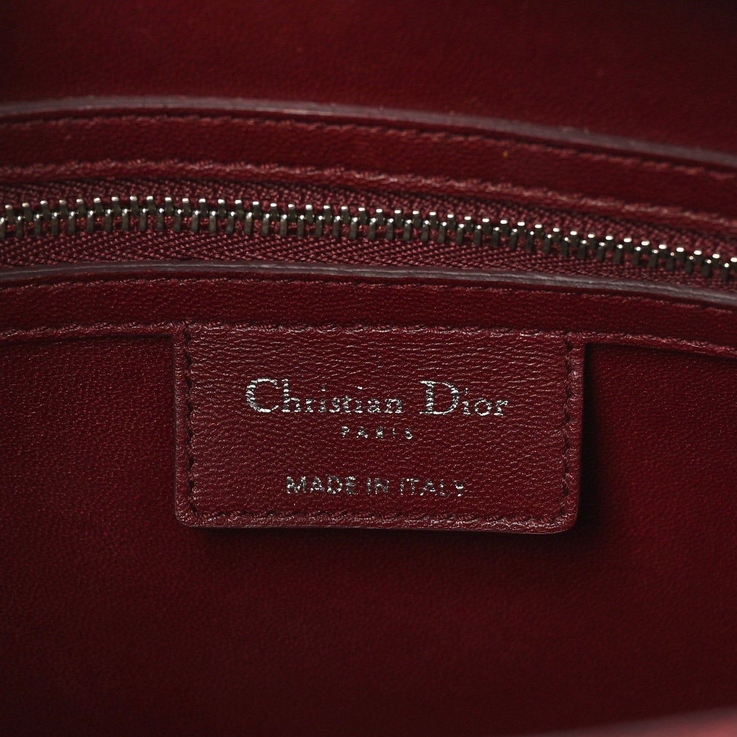 DIOR