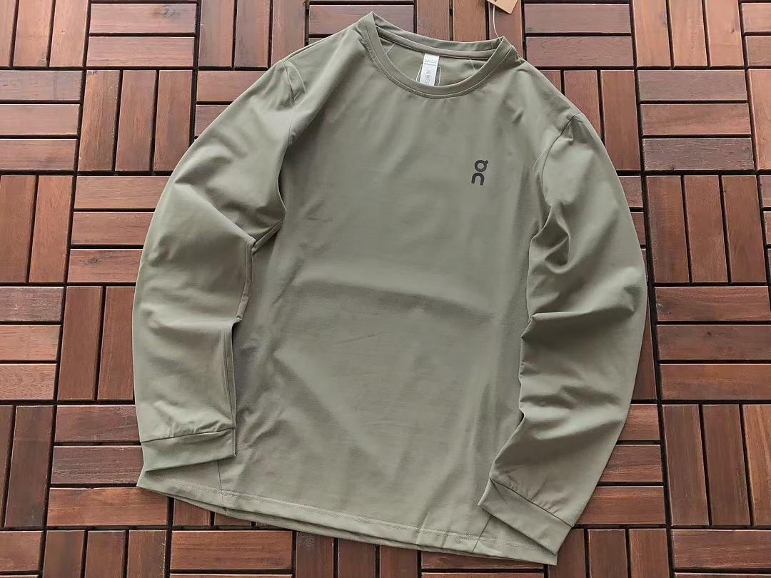 ON RU🔥🔥I🔥G LONG-SLEEVE