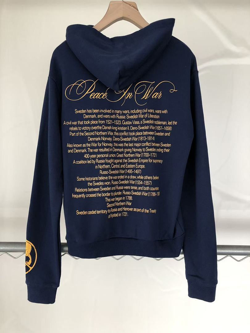 VINTAGE HOODIE