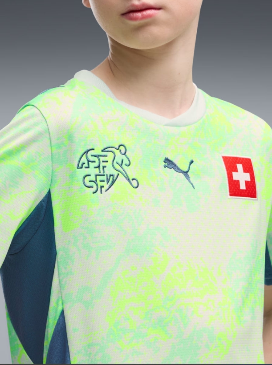 Kids Kit Away 2026