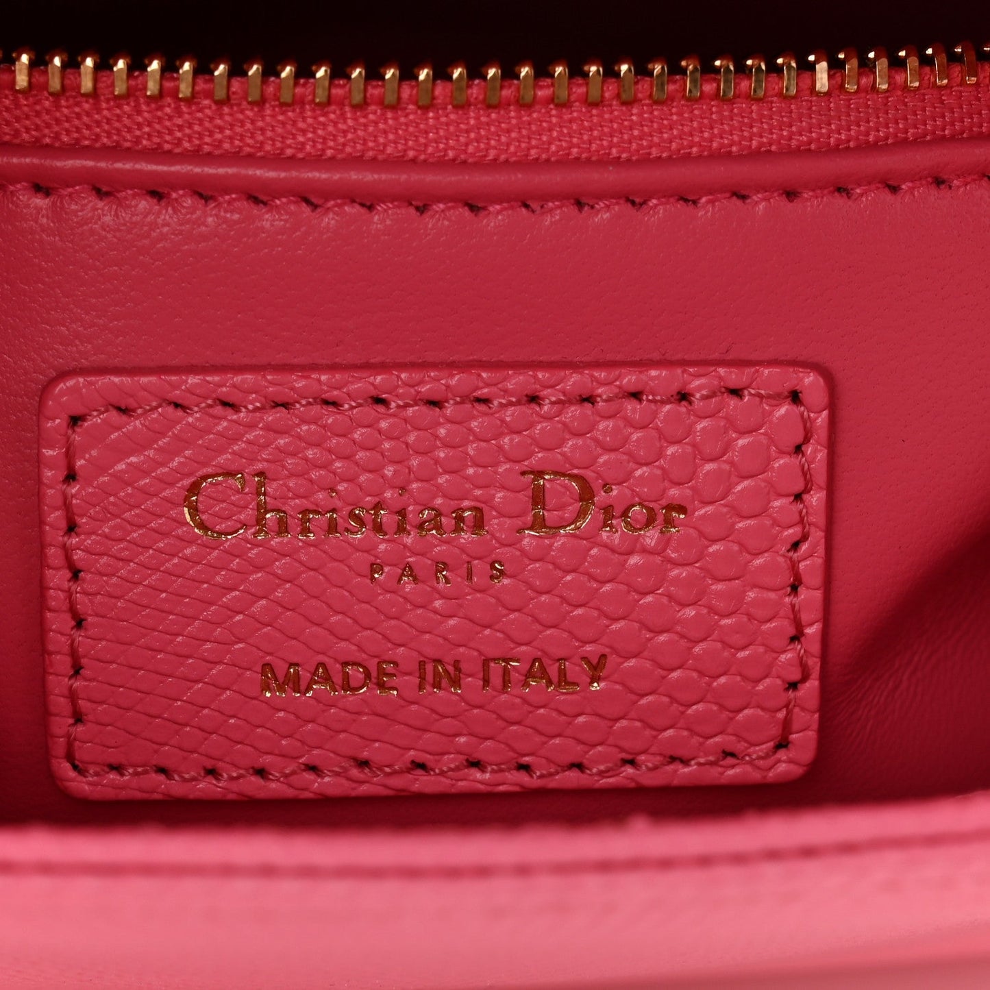 DIOR