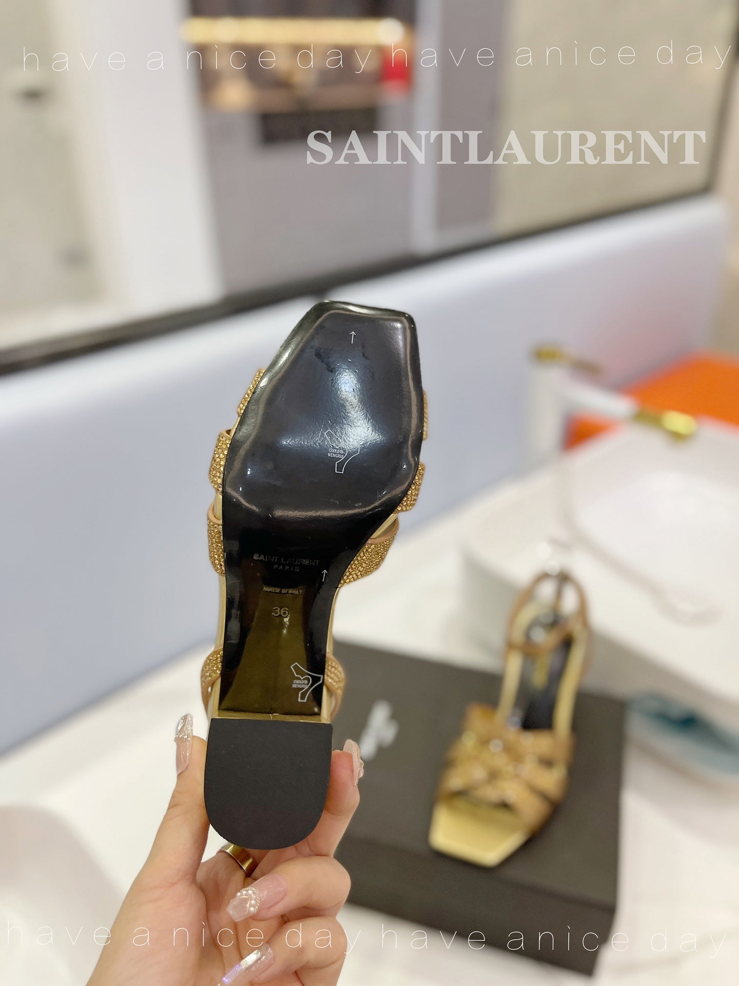 Saint Laurent