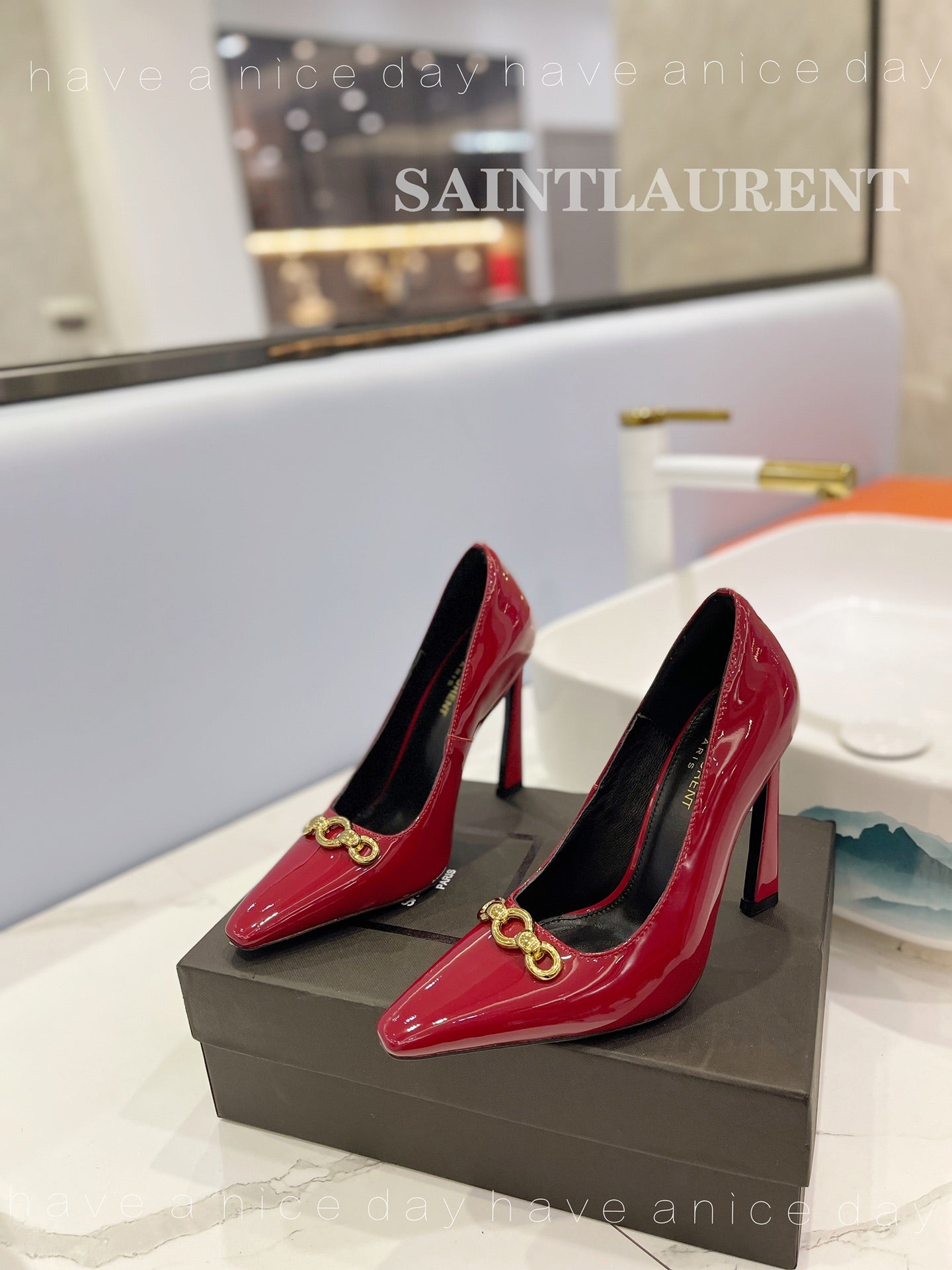 Saint Laurent