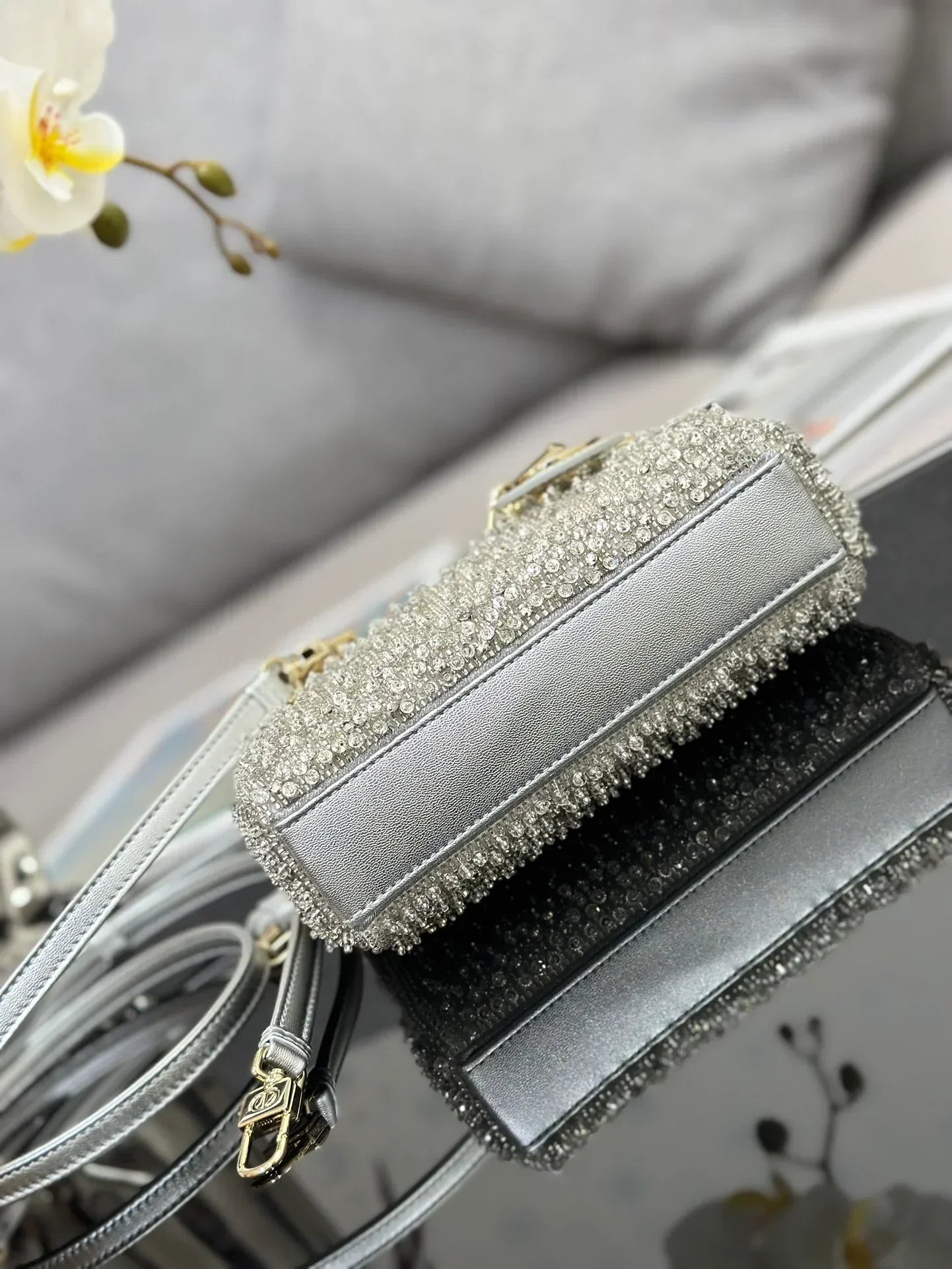 DIOR