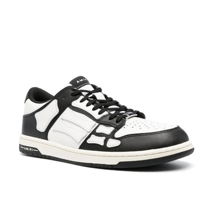 AMIRl Skeleton Trainer