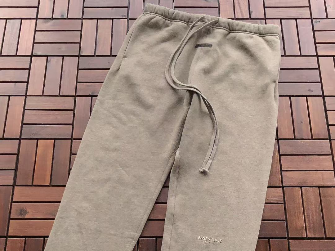 TOP ￥ 195 PANTS ￥ 169 FOG HOODIE TROUSERS FLEECE