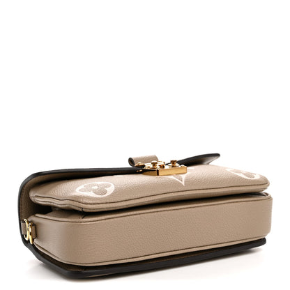 Empreinte Monogram Giant Pochette Metis East West Tourterelle Creme