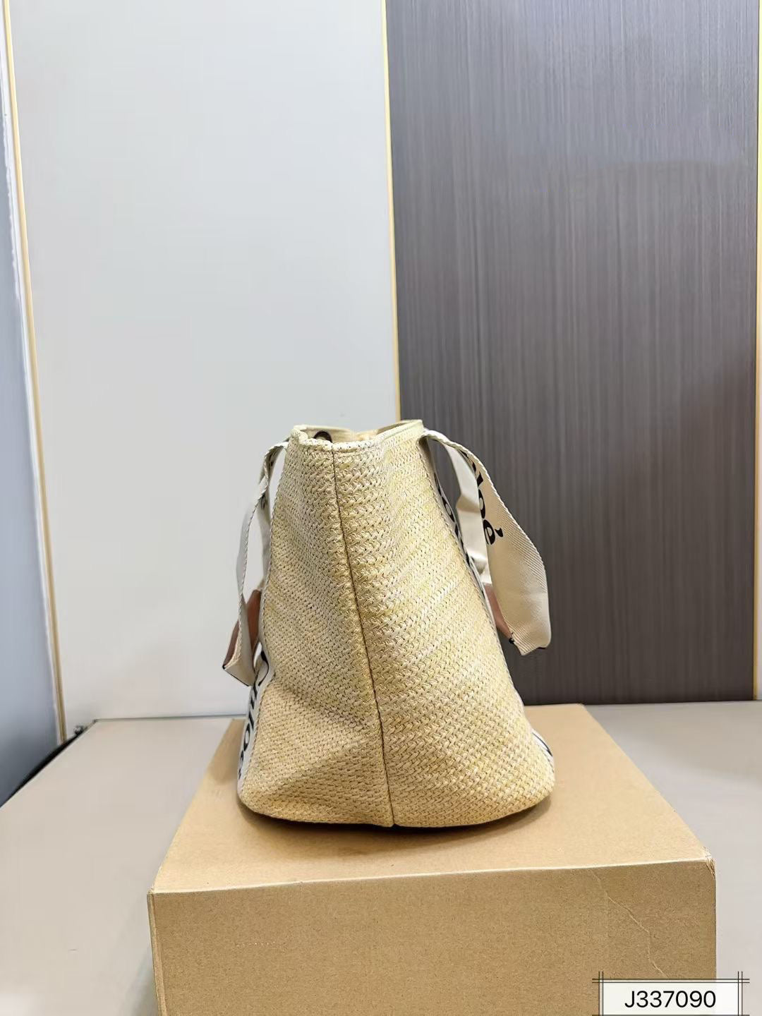 Chloé