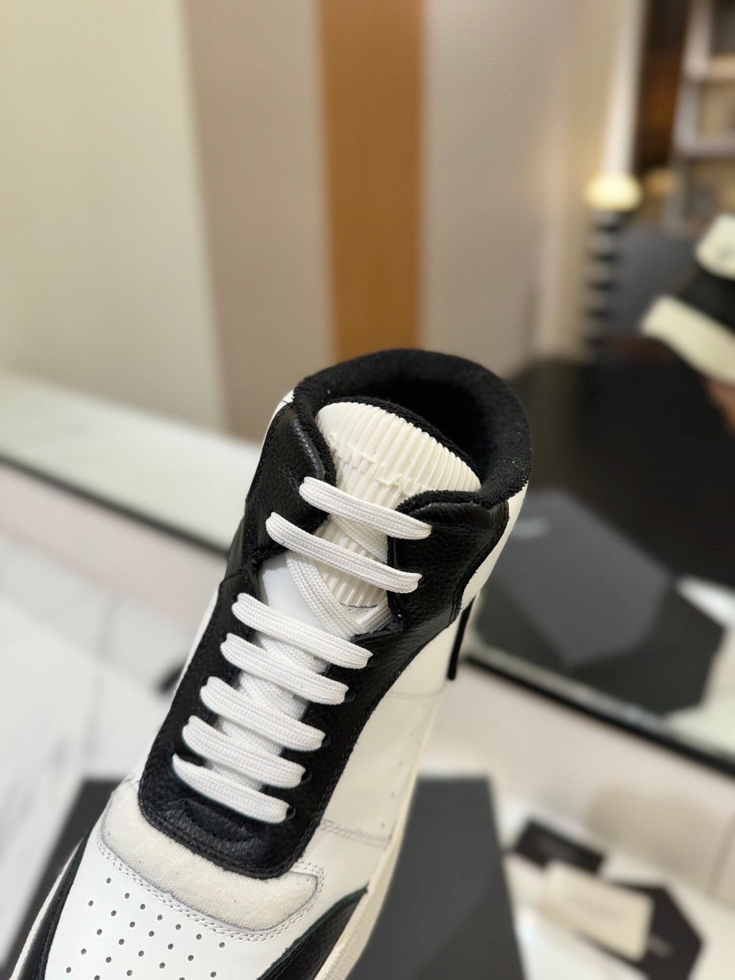 Saint Laurent