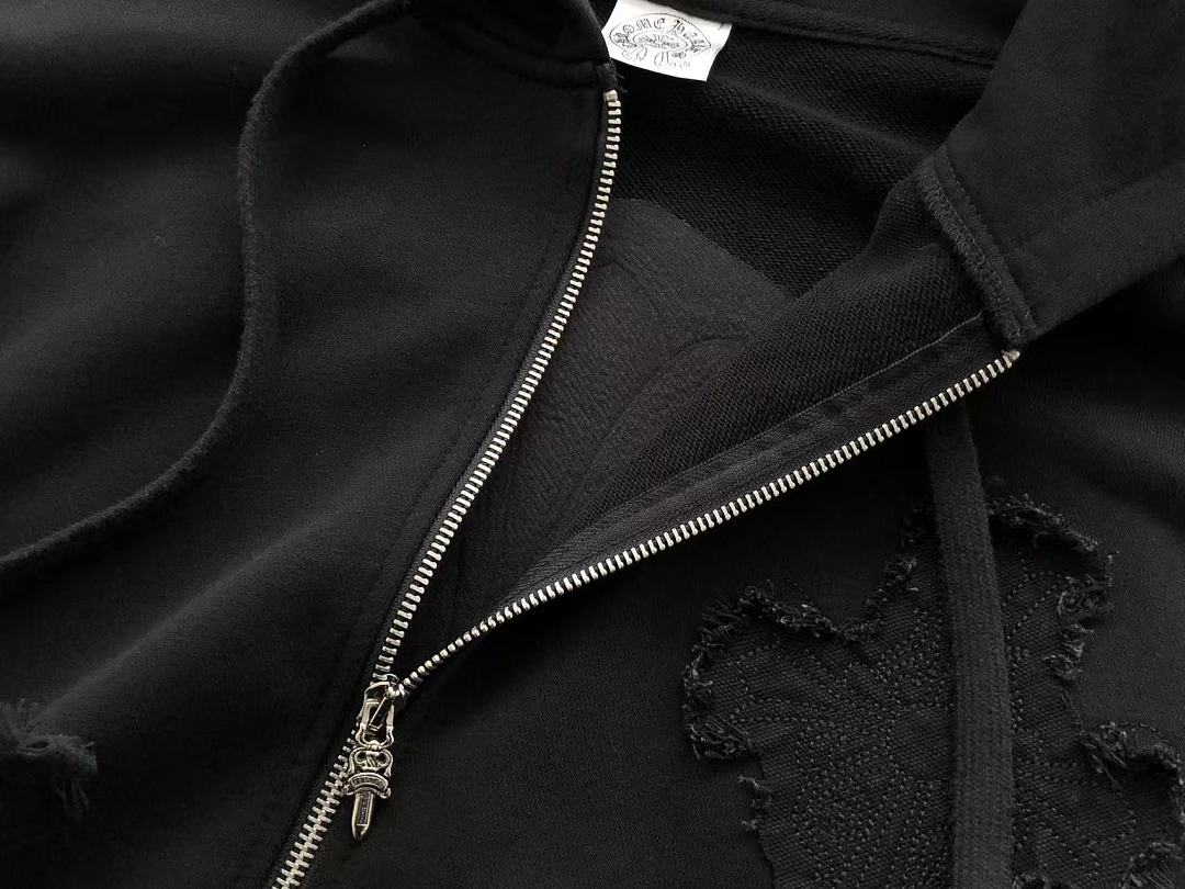CH🔥OM🔥 HE🔥RTS HOODIE