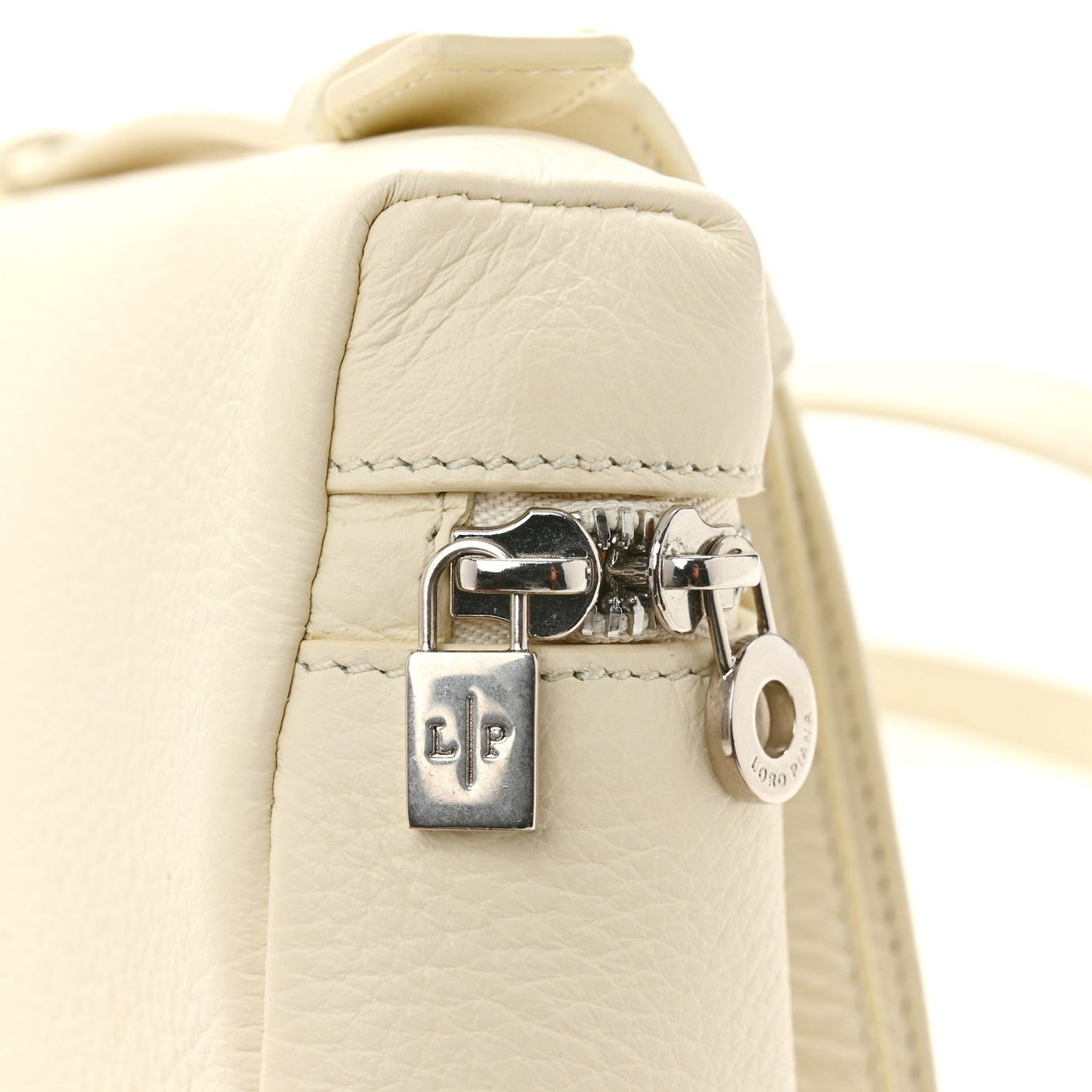 Grained Calfskin L19 Extra Pocket Pouch Whisper White