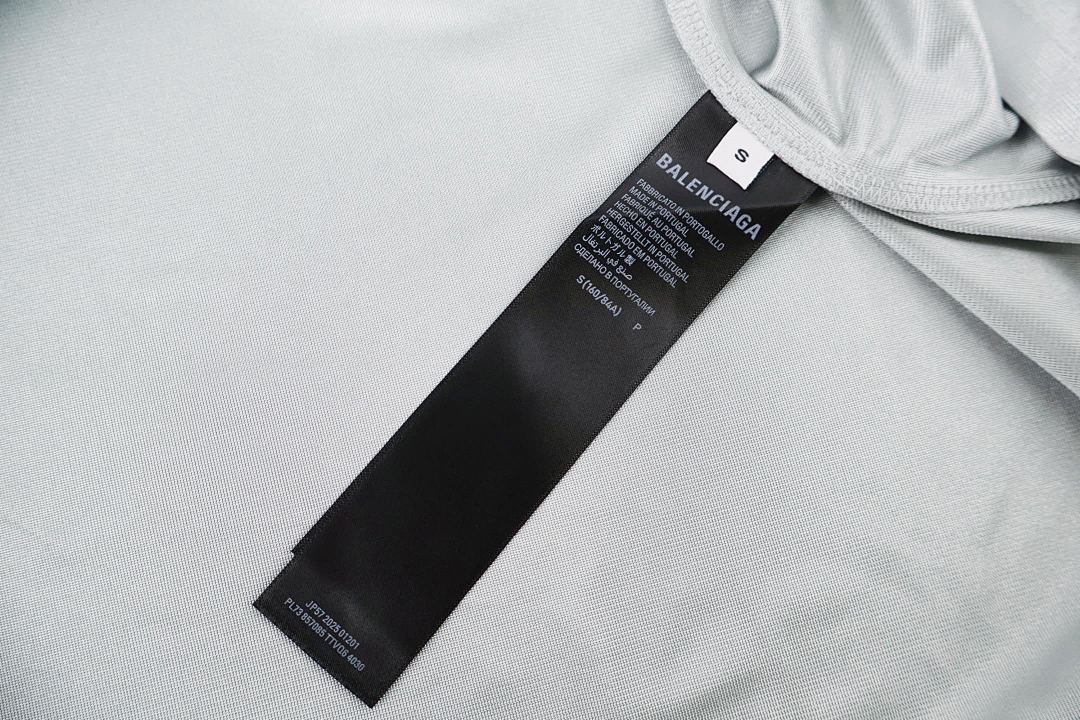 CAMISETA BALENÇIAGA - 16