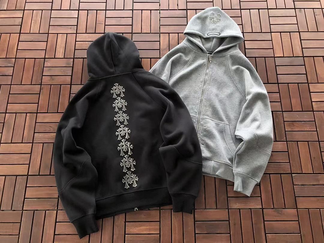 CH🔥OM🔥 HE🔥RTS HOODIE