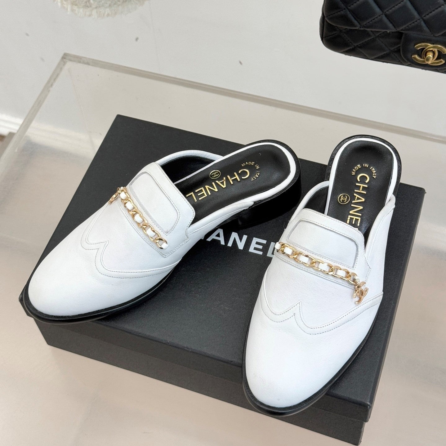 CHANEL