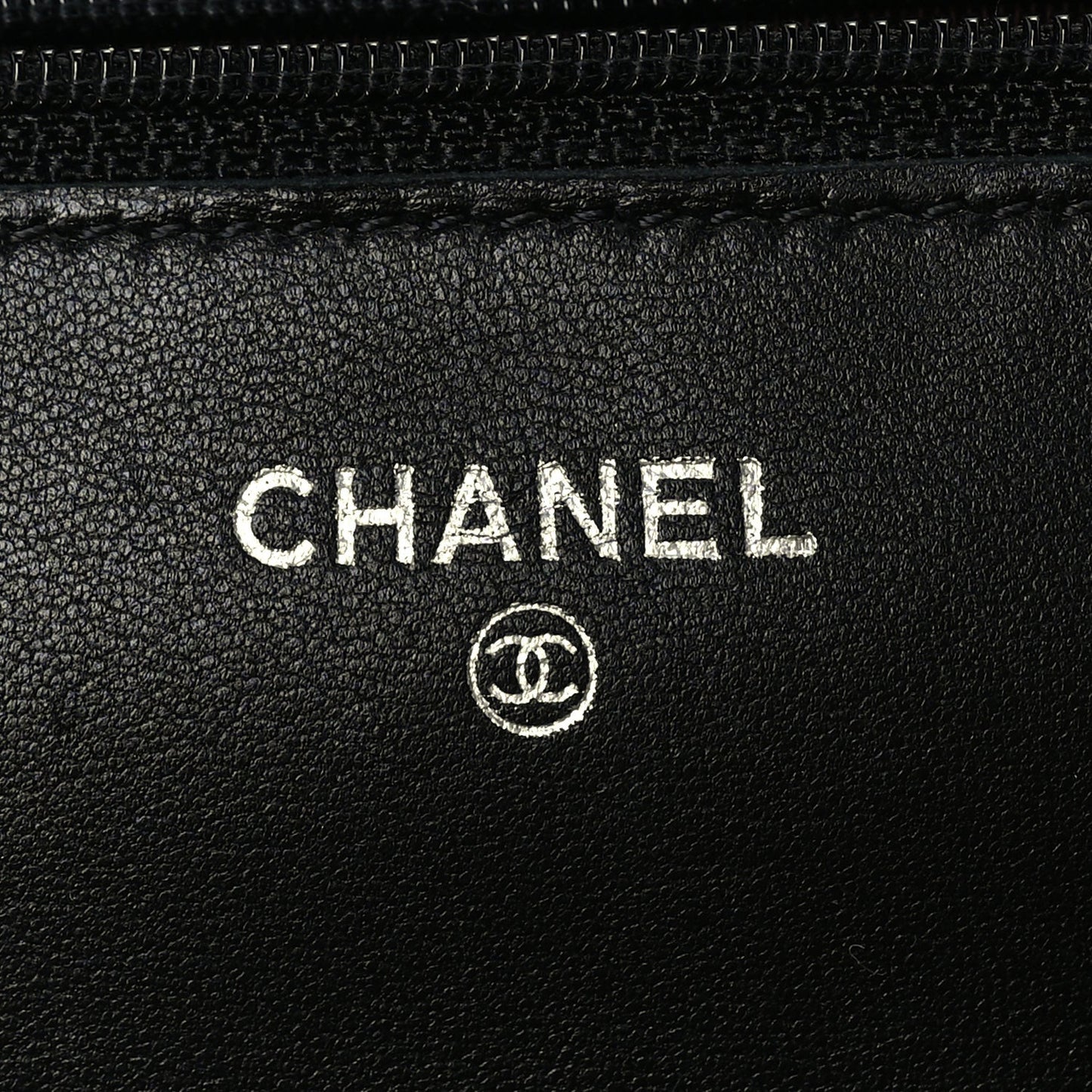 Lambskin Quilted Wallet On Chain WOC Black