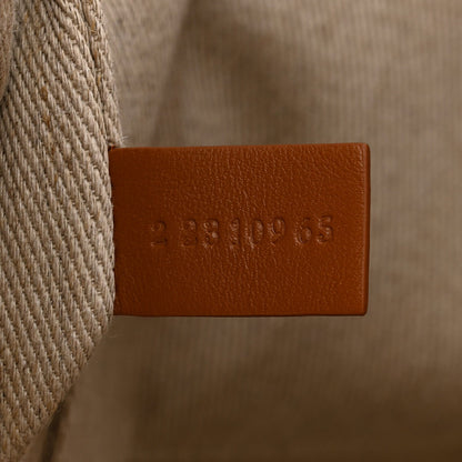 Chloé