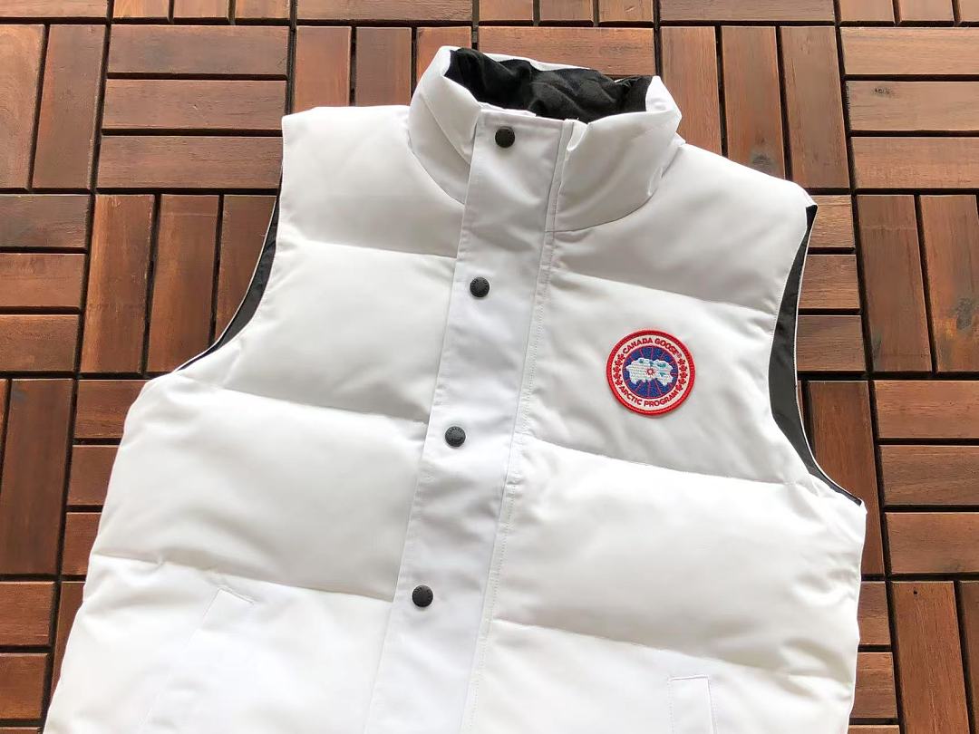C🔥N🔥🔥A G🔥🔥🔥E DOWN VEST