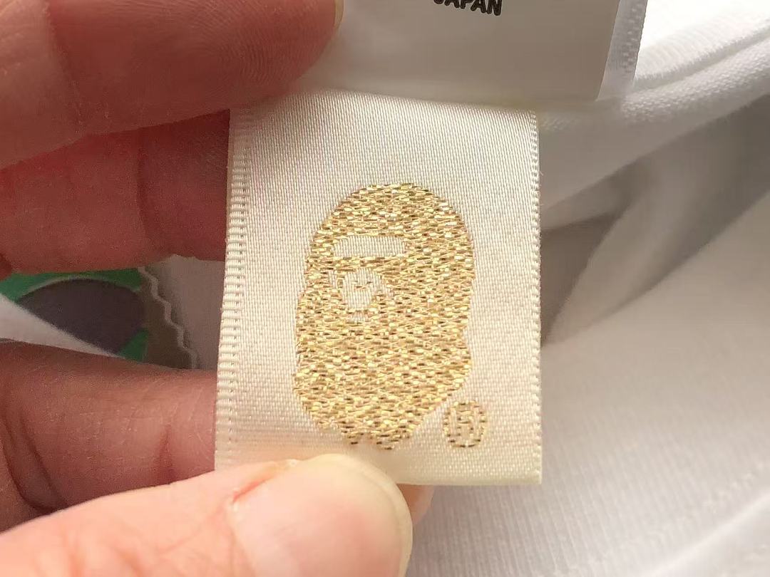 BAPE T-SHIRT