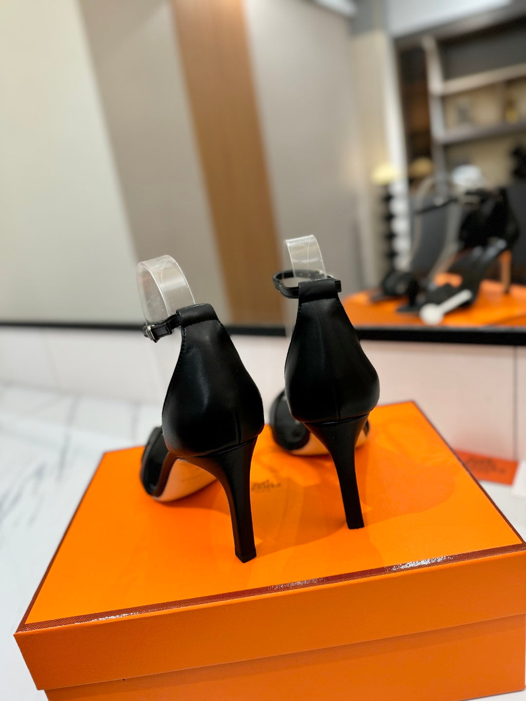 Hermès