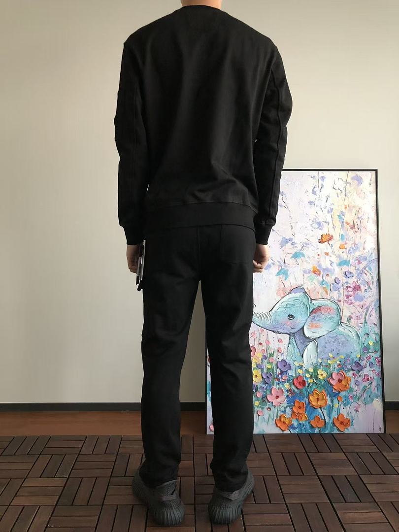 C.P. SWEATER
