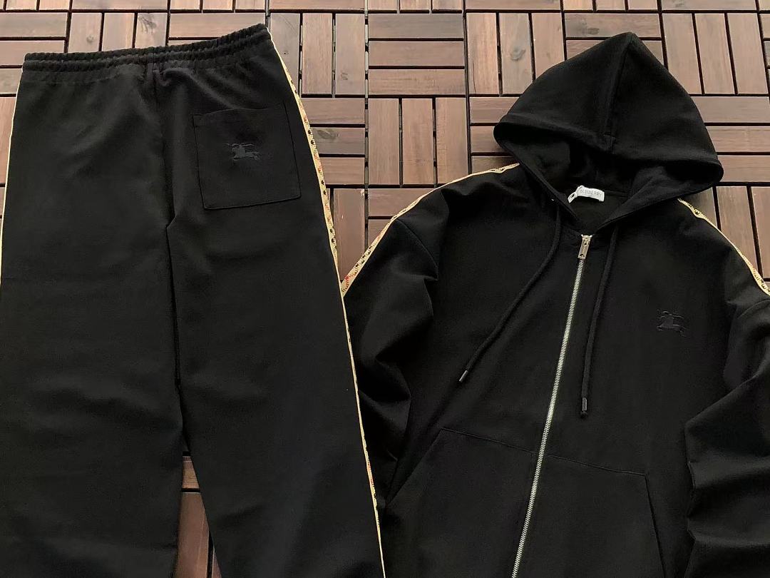 TOP￥~215 PANTS ￥~185 B🔥RB🔥RRY HOODIE TROUSERS