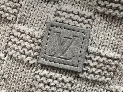 L🔥SWEATER