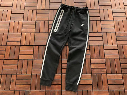 TOP ￥ 195 PANTS ￥ 179 N🔥K🔥HOODIE TROUSERS