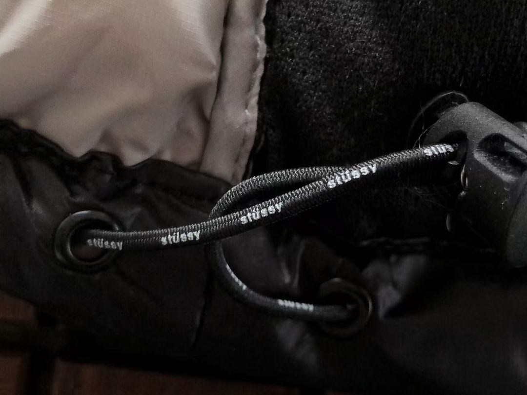 STUSSY DOWN JACKET