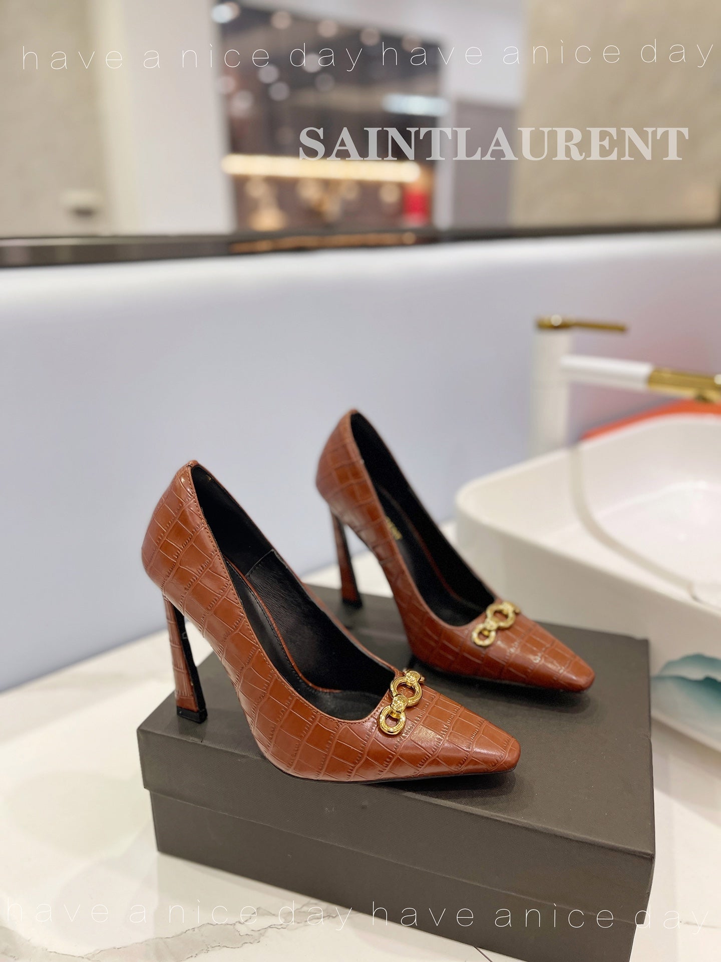 Saint Laurent