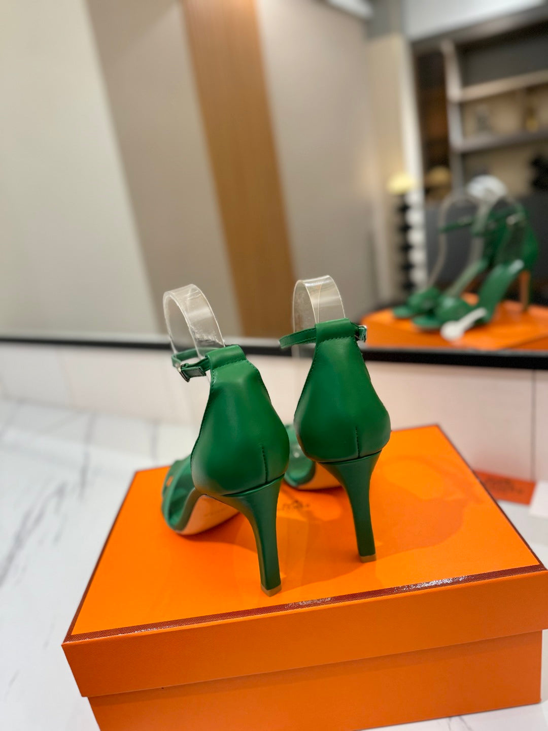 Hermès