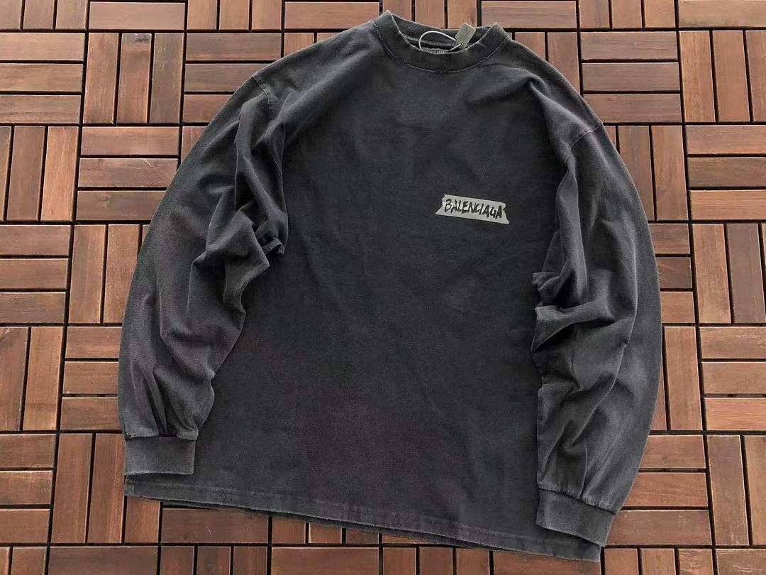 B🔥L🔥🔥🔥IA🔥A LONG-SLEEVE