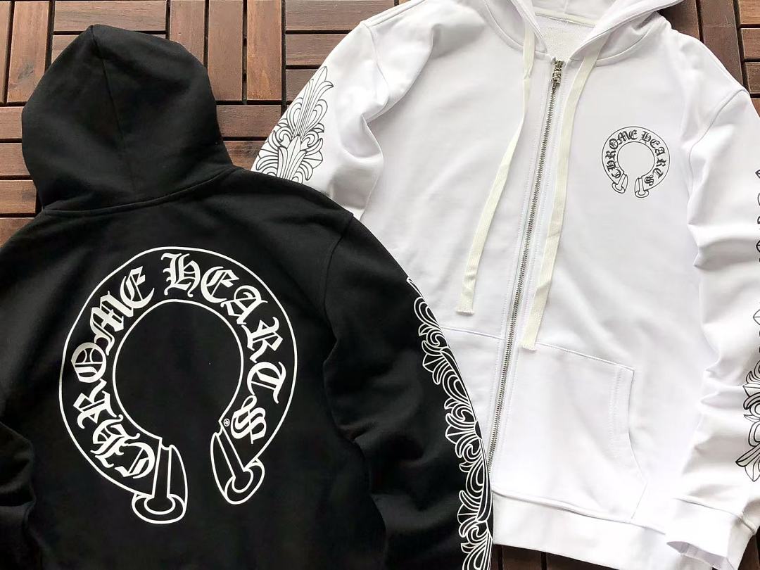 CH🔥OM🔥 HE🔥RTS HOODIE