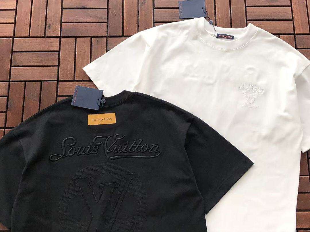L🔥T-SHIRT