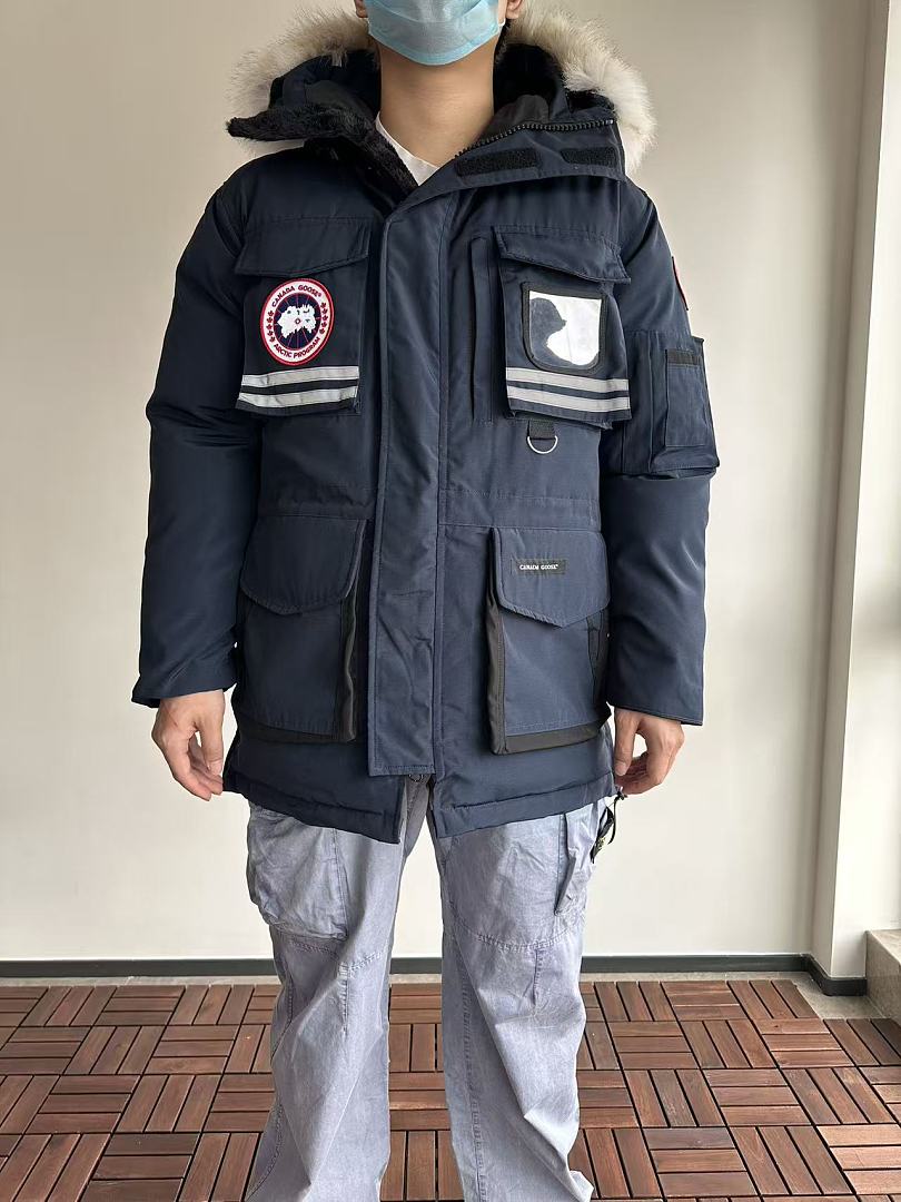 C🔥N🔥🔥A G🔥🔥🔥EE DOWN JACKET