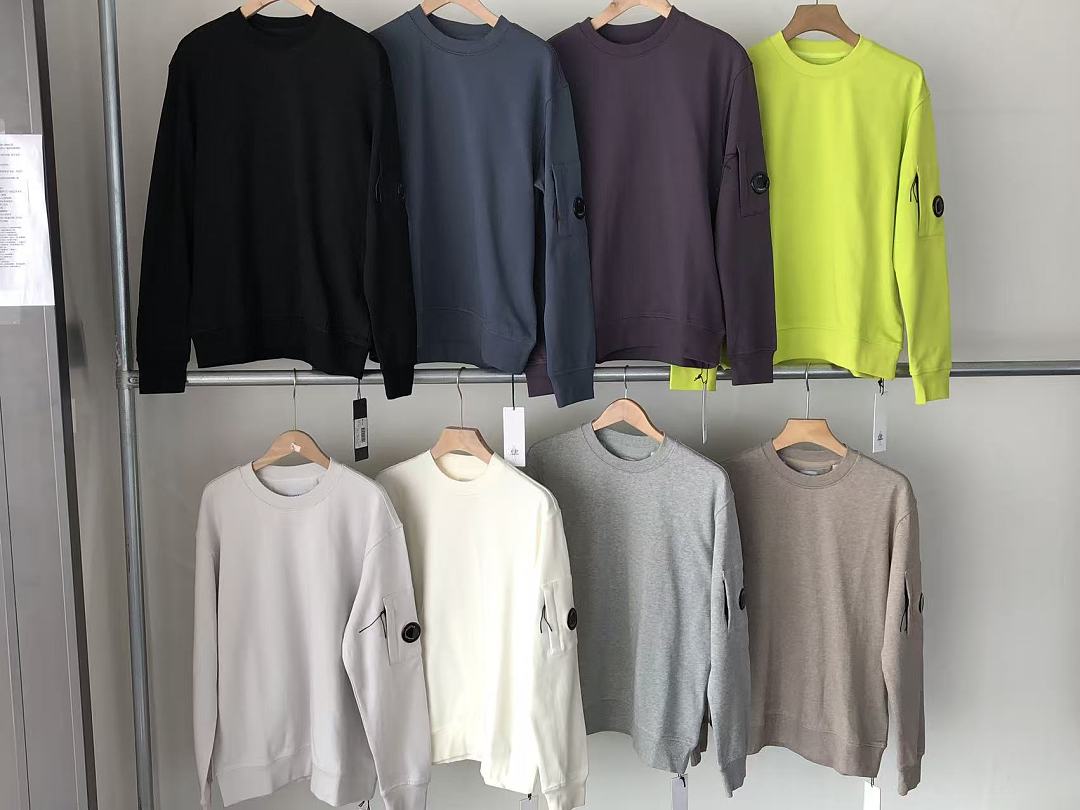 C.P. SWEATER