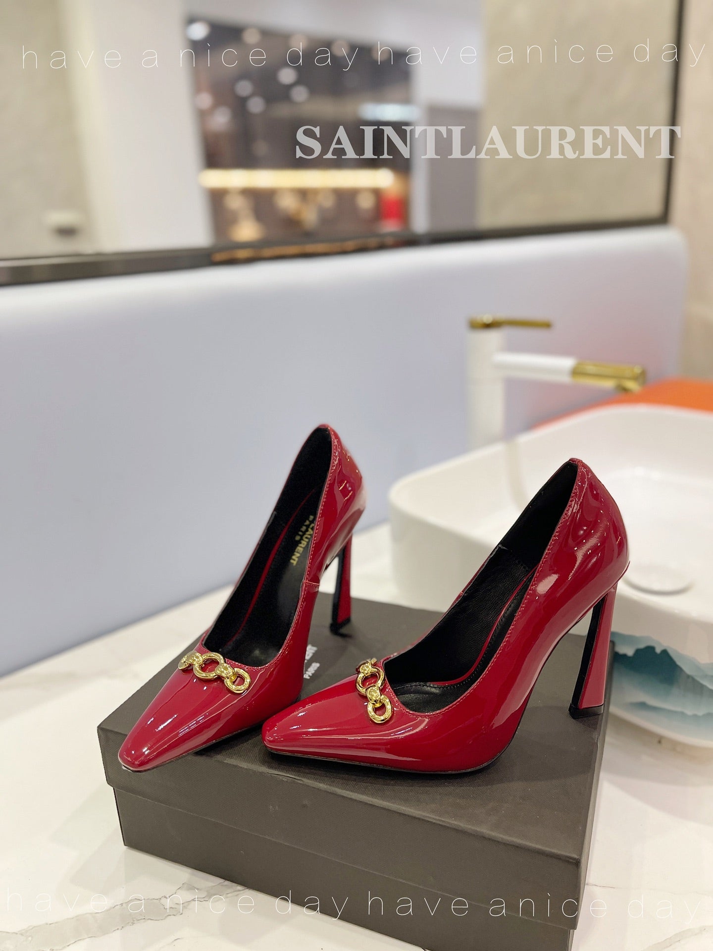 Saint Laurent