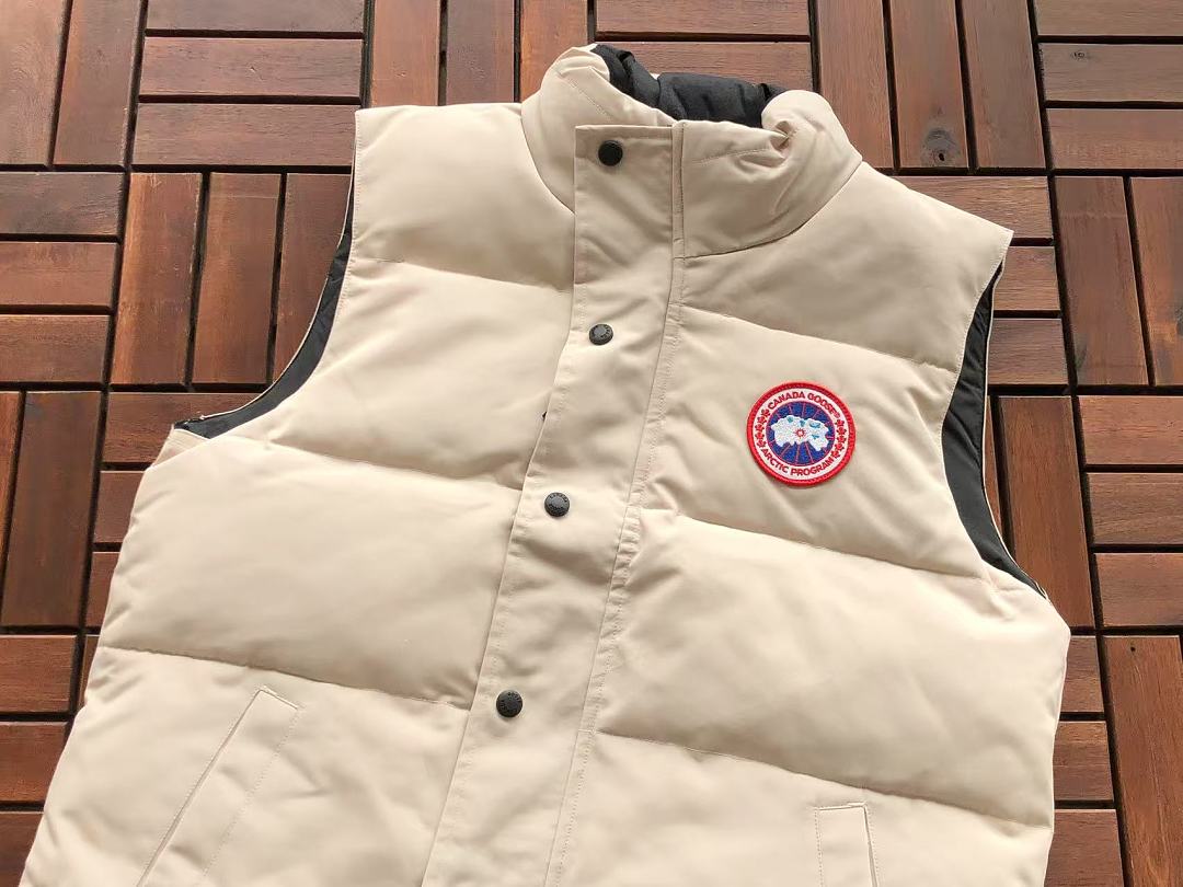 C🔥N🔥🔥A G🔥🔥🔥E DOWN VEST