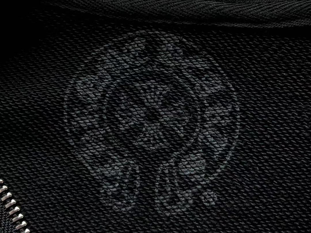 CH🔥OM🔥 HE🔥RTS HOODIE