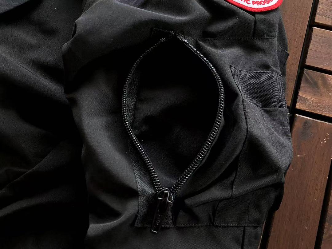 C🔥N🔥🔥A G🔥🔥🔥E DOWN JACKET