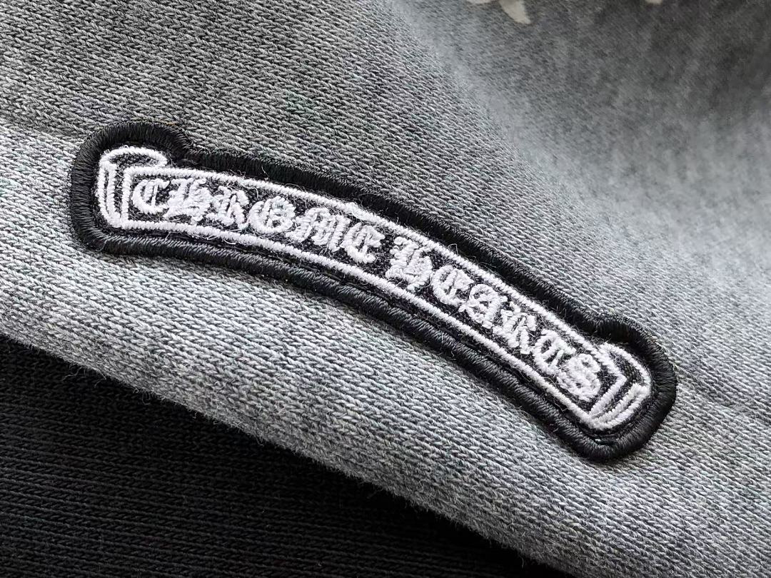 CH🔥OM🔥 HE🔥RTS HOODIE