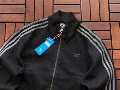Chaqueta adida$