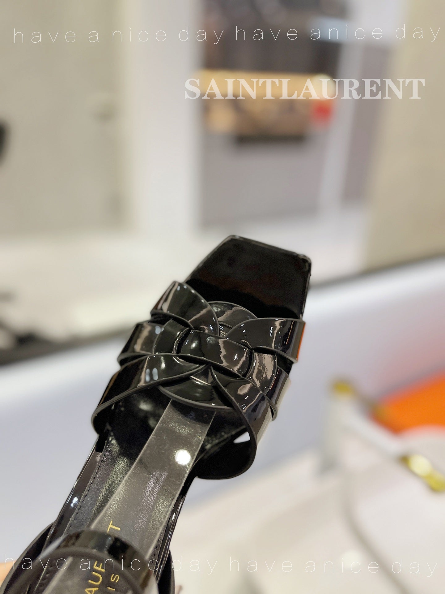 Saint Laurent