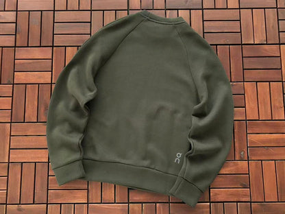 ON RU🔥🔥I🔥G SWEATER