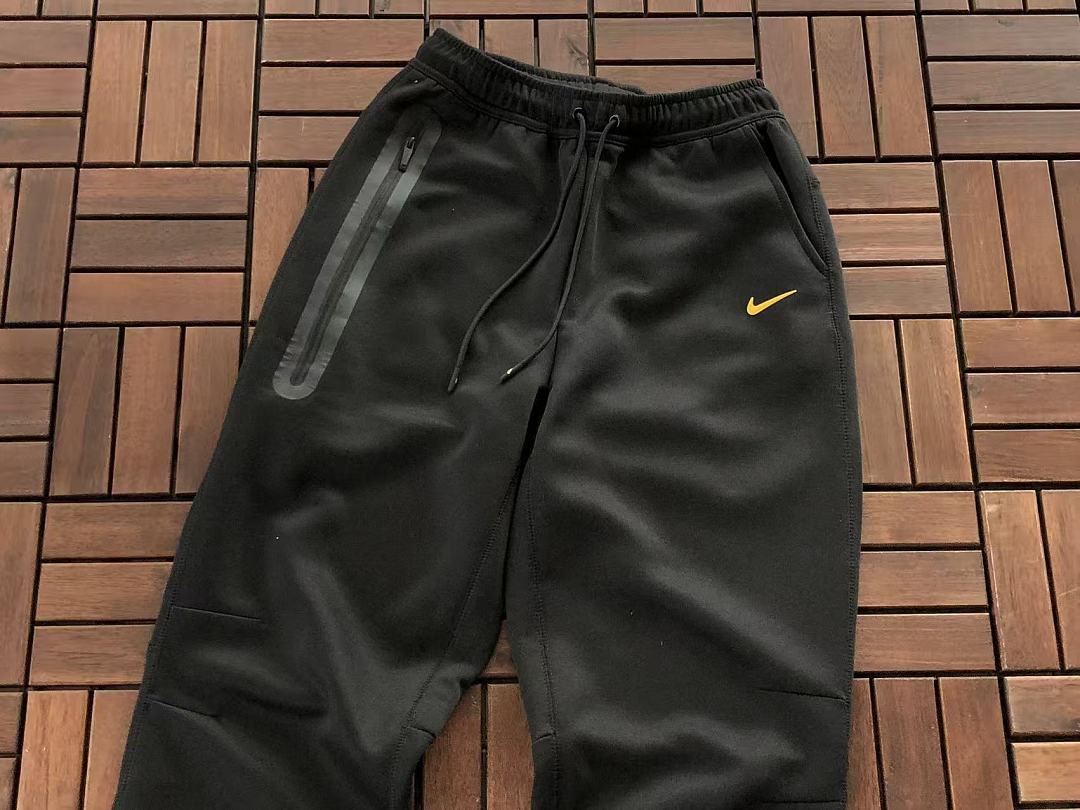 TOP ¥ 215 PANTS ¥ 189 N🔥C🔥A & N🔥K🔥HOODIE TROUSERS