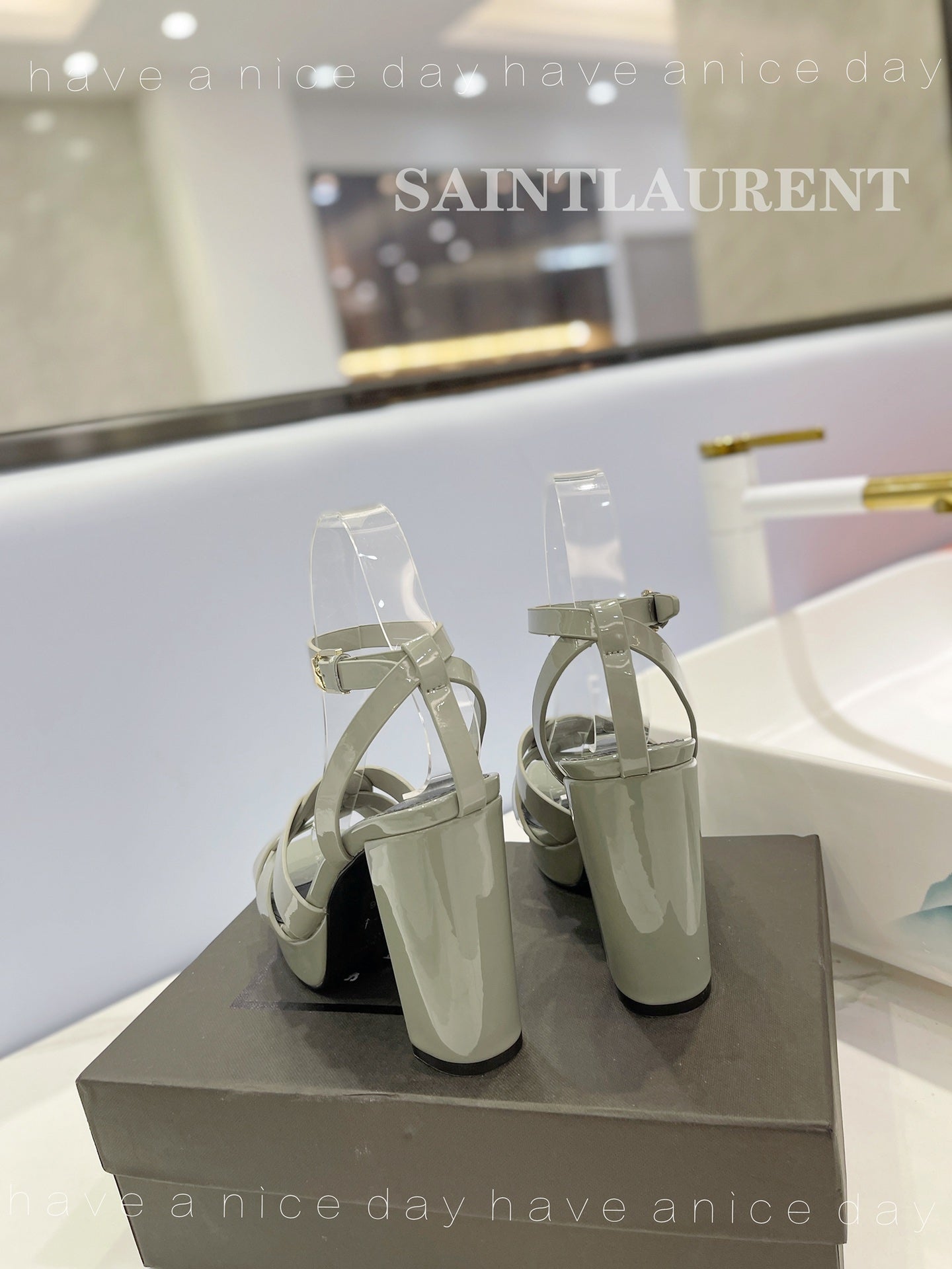 Saint Laurent