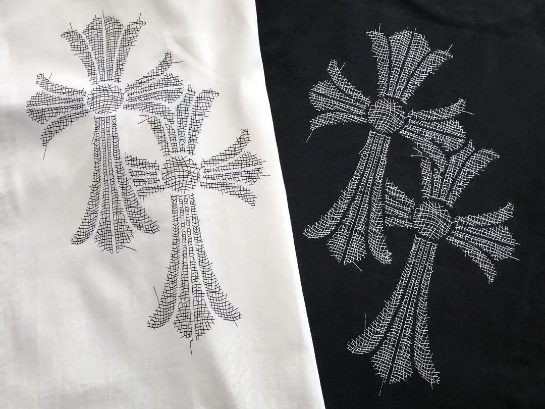 CH🔥OM🔥 HE🔥RTS LONG-SLEEVE
