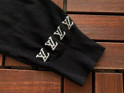 L🔥SWEATER