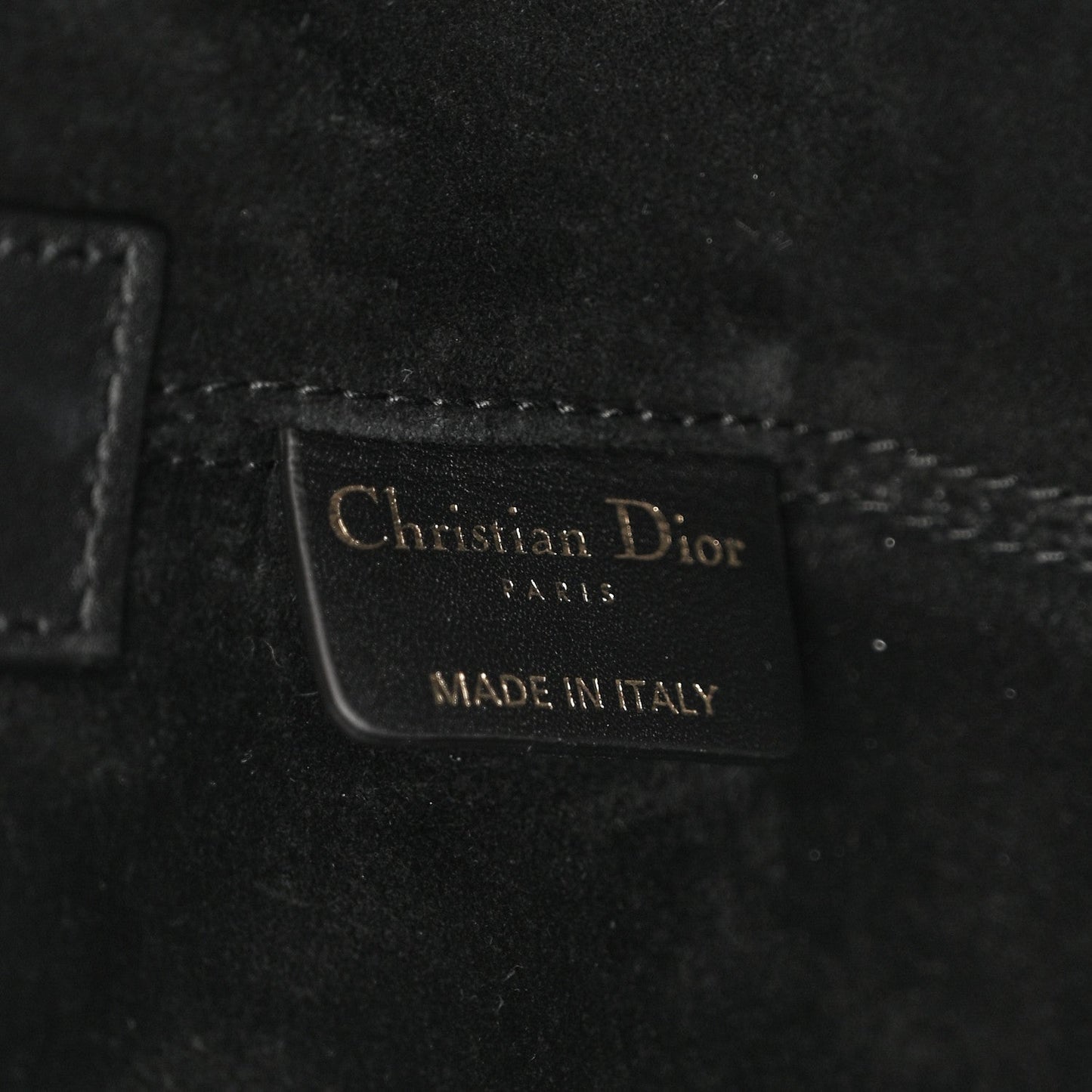 DIOR