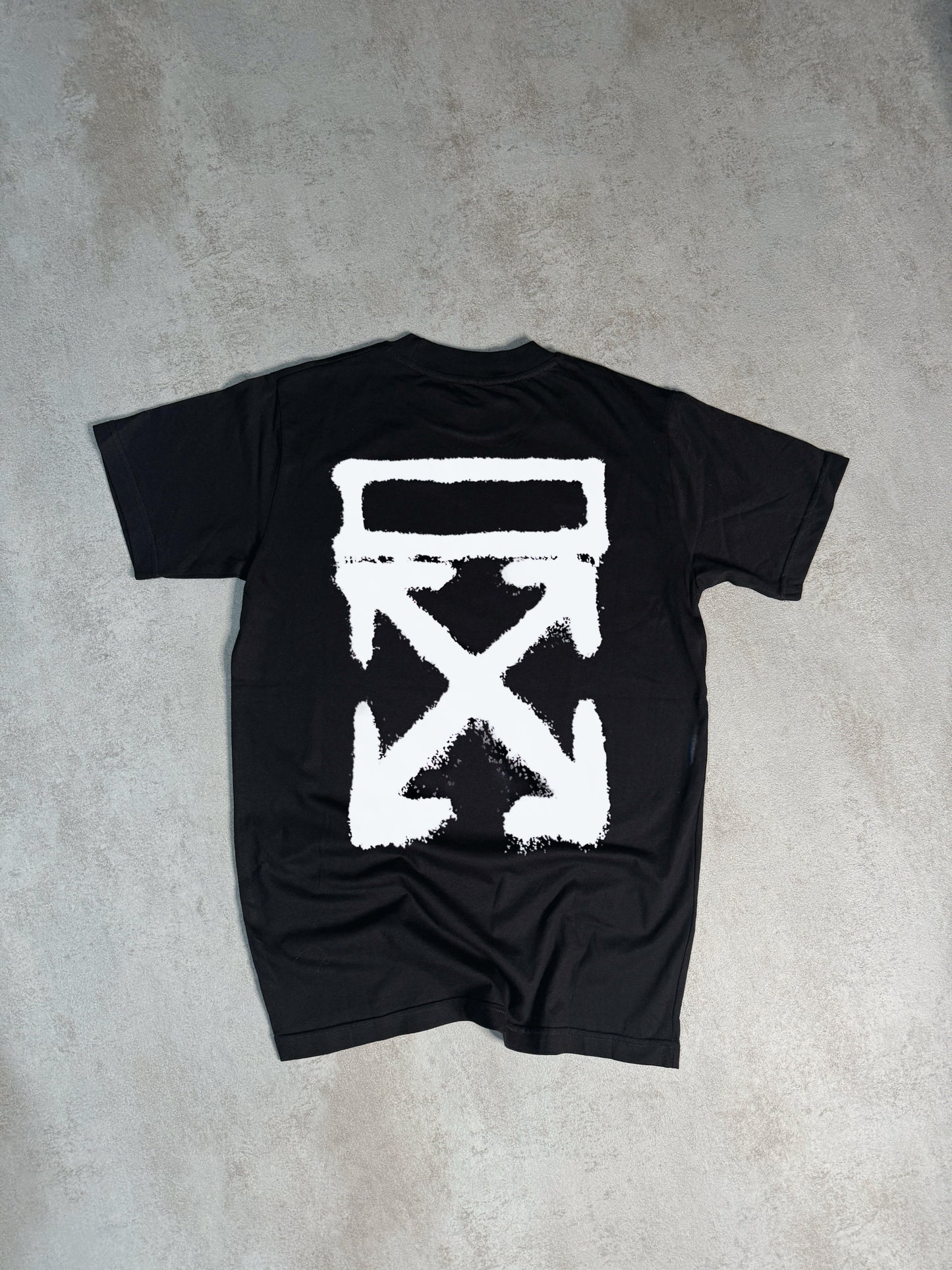 CAMISETA OFF WHlTE