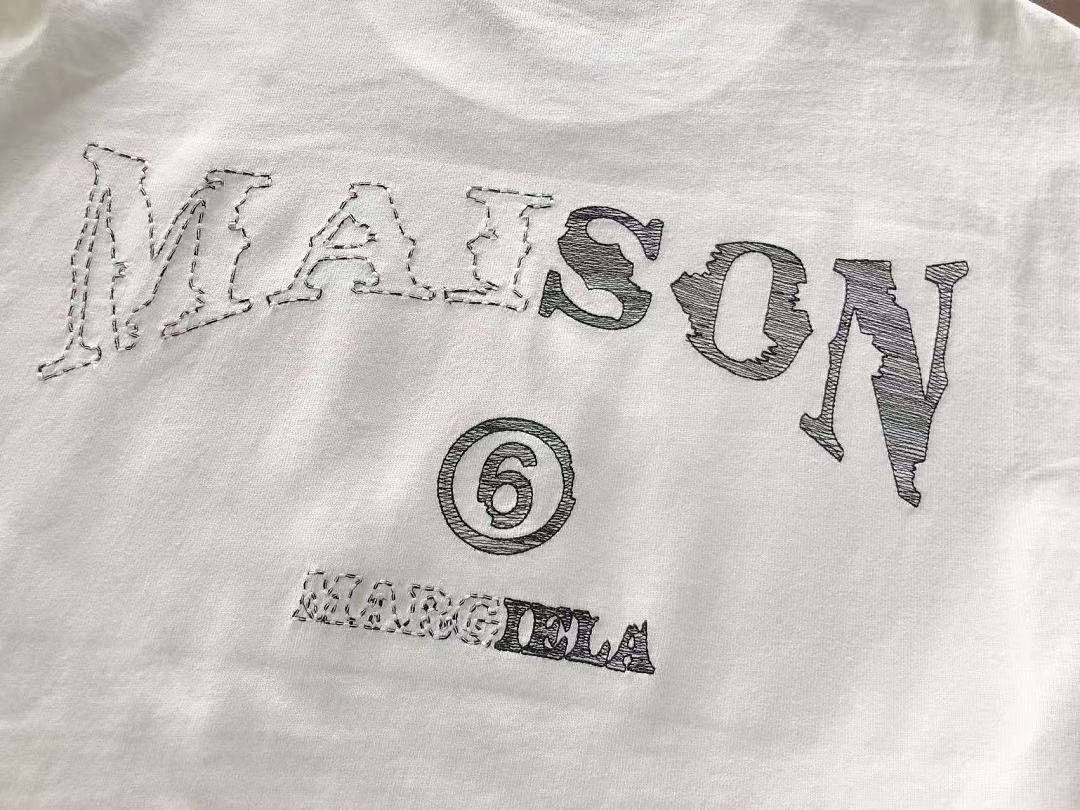 M🔥IS🔥N M🔥R🔥IE🔥A LONG-SLEEVE